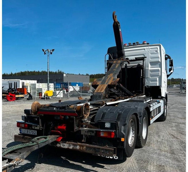 Volvo FH540 6X2 MULTILIFT 22T - Autocarro scarrabile: foto 3 Volvo FH540 6X2 MULTILIFT 22T - Autocarro scarrabile: foto 3