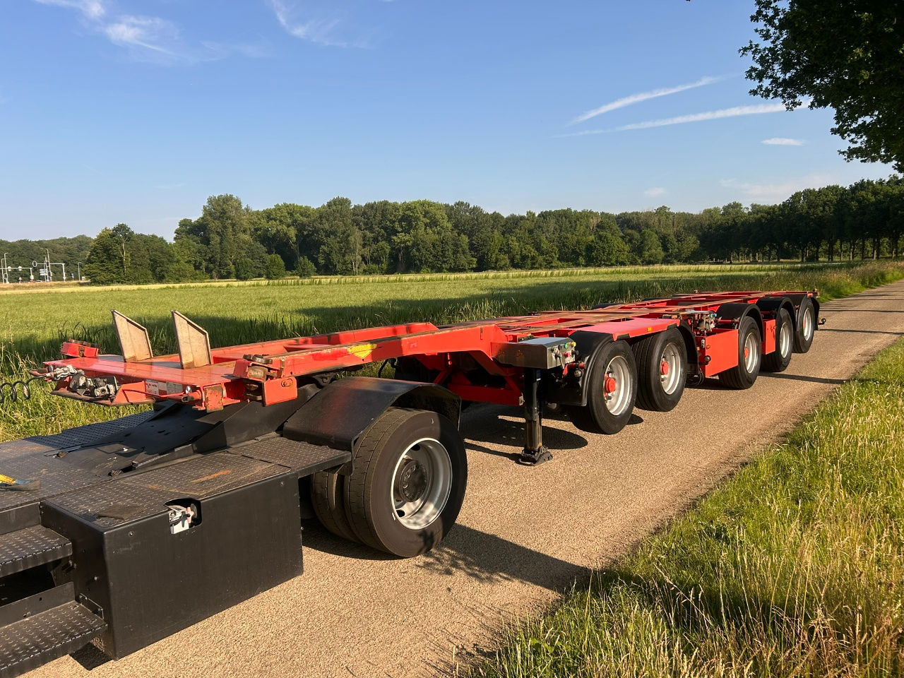 Broshuis 2-Connect-5Akcc / 3 x Steering axle / 4 x Lifting axle / tyres 80 / 3 x - Semirimorchio portacontainer/ Caisse interchangeable: foto 1 Broshuis 2-Connect-5Akcc / 3 x Steering axle / 4 x Lifting axle / tyres 80 / 3 x - Semirimorchio portacontainer/ Caisse interchangeable: foto 1