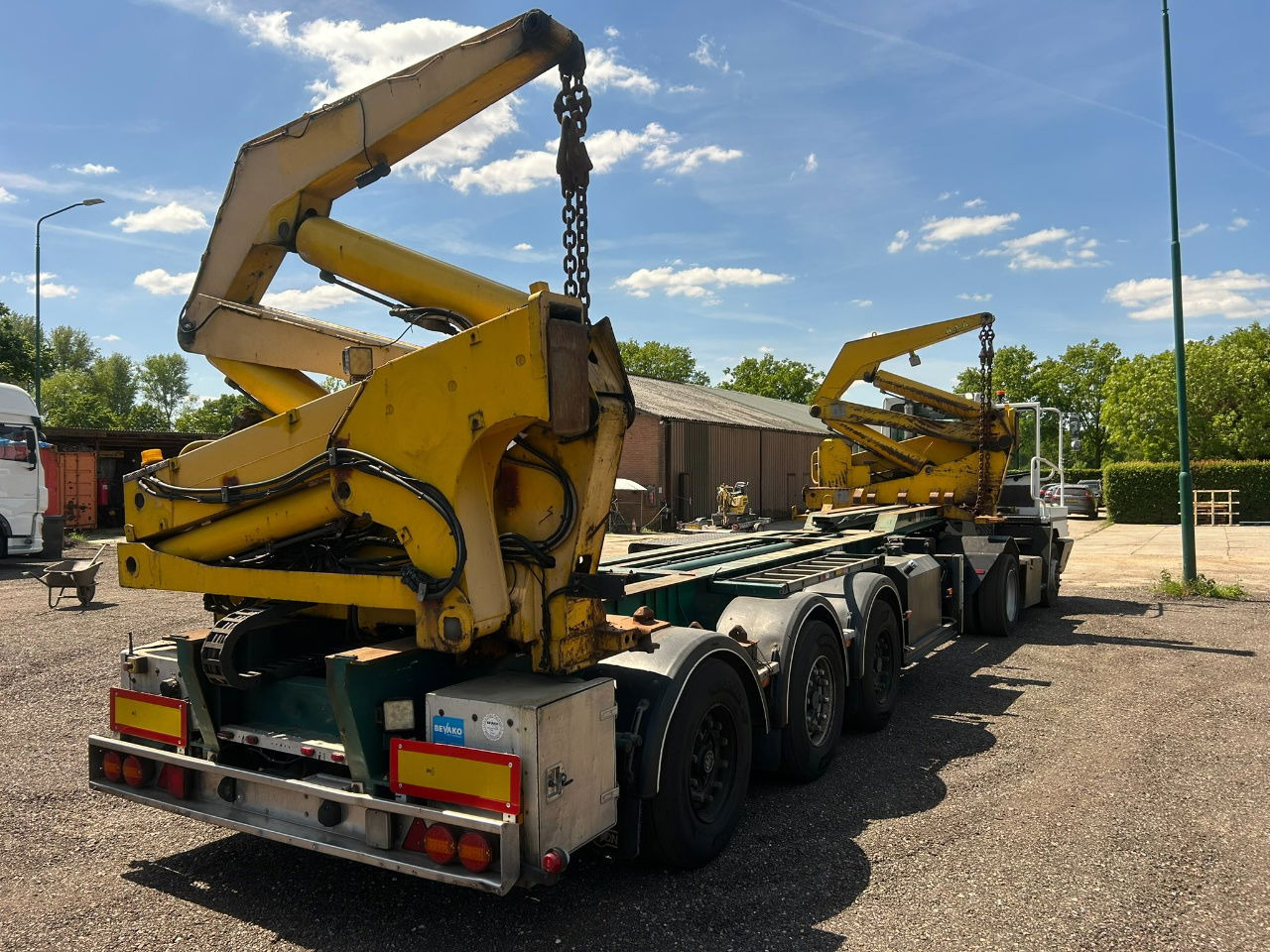 Hammar 195 HC / 20 ft, 2 x 20 ft 40 ft HC, power pack Diesel, Wireless controlle - Semirimorchio portacontainer/ Caisse interchangeable: foto 3 Hammar 195 HC / 20 ft, 2 x 20 ft 40 ft HC, power pack Diesel, Wireless controlle - Semirimorchio portacontainer/ Caisse interchangeable: foto 3