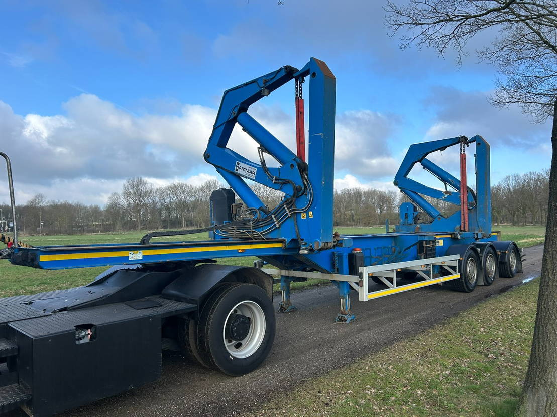 Hammar Sideloader 160 E / 20ft - 2 x 20 ft - 40 - Containers / 33 tons lifting c - Semirimorchio portacontainer/ Caisse interchangeable: foto 1 Hammar Sideloader 160 E / 20ft - 2 x 20 ft - 40 - Containers / 33 tons lifting c - Semirimorchio portacontainer/ Caisse interchangeable: foto 1