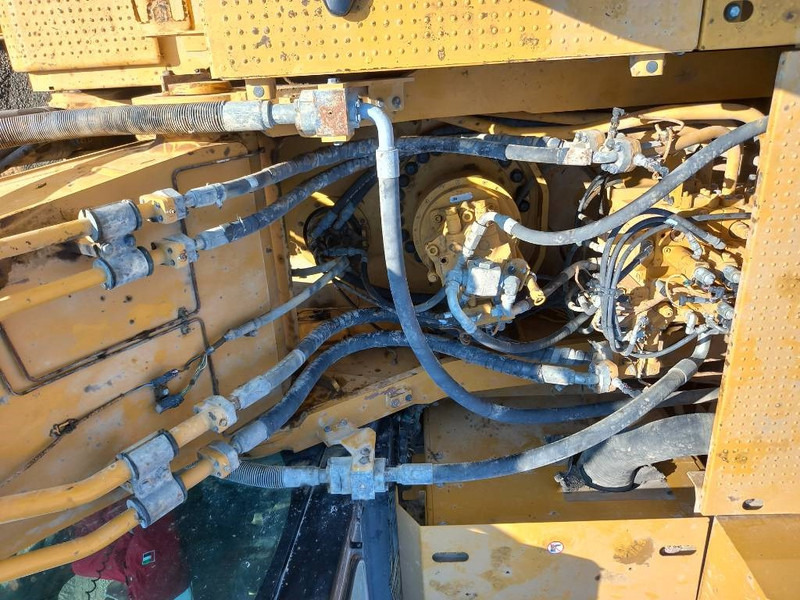 Escavatore cingolato Cat 350 (Abu Dhabi): foto 19