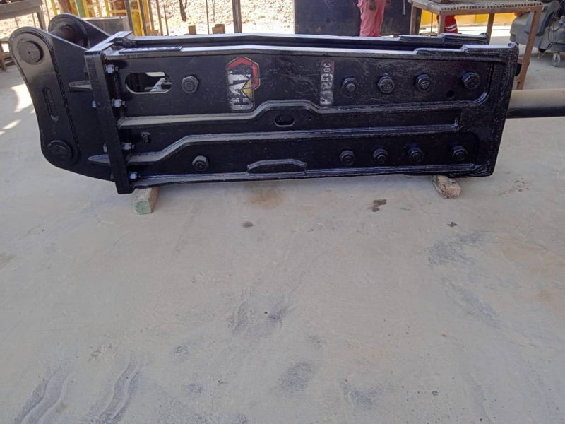 Cat CAT H180GC Hammer (3 x available in Abu Dhabi) - Martello idraulico per Macchina da cantiere: foto 2 Cat CAT H180GC Hammer (3 x available in Abu Dhabi) - Martello idraulico per Macchina da cantiere: foto 2