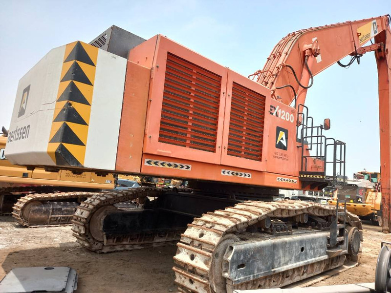 Hitachi EX1200-6 LR 28m (Abu Dhabi) - Escavatore: foto 4 Hitachi EX1200-6 LR 28m (Abu Dhabi) - Escavatore: foto 4