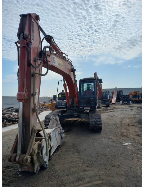 Hitachi ZX220LC (Abu Dhabi) - Escavatore cingolato: foto 5 Hitachi ZX220LC (Abu Dhabi) - Escavatore cingolato: foto 5