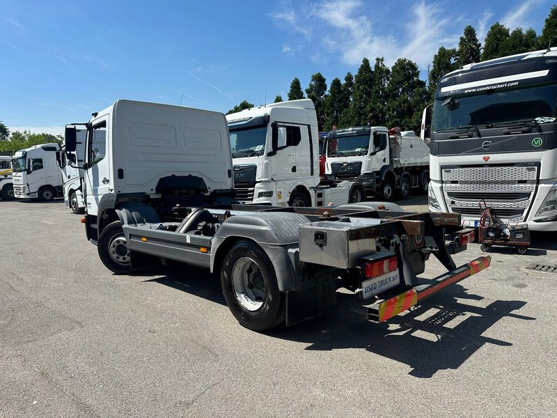 Mercedes-Benz Atego 13.23 - Autocarro telaio: foto 2 Mercedes-Benz Atego 13.23 - Autocarro telaio: foto 2