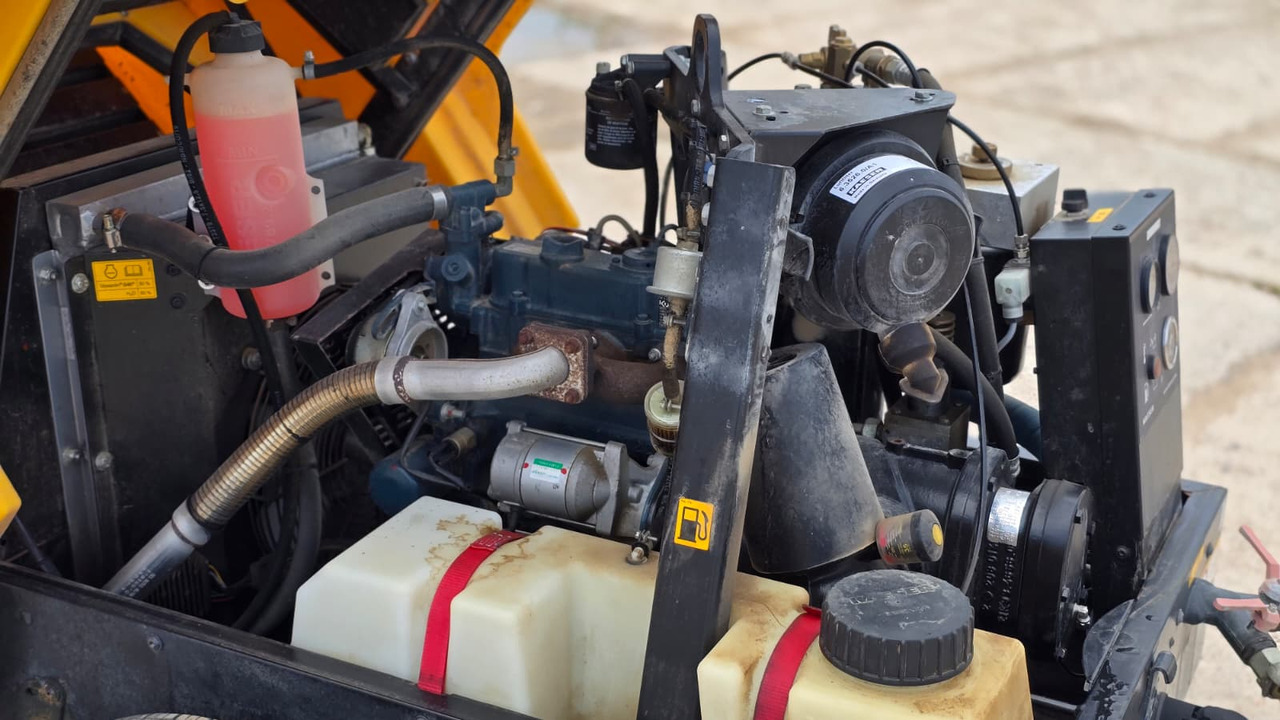 KAESER M20 PE - Compressore d'aria: foto 5 KAESER M20 PE - Compressore d'aria: foto 5