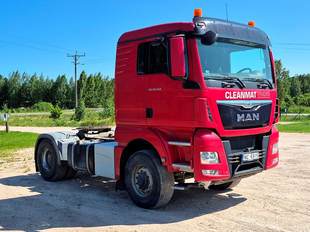 Trattore stradale MAN TGX18.440 4x4: foto 7