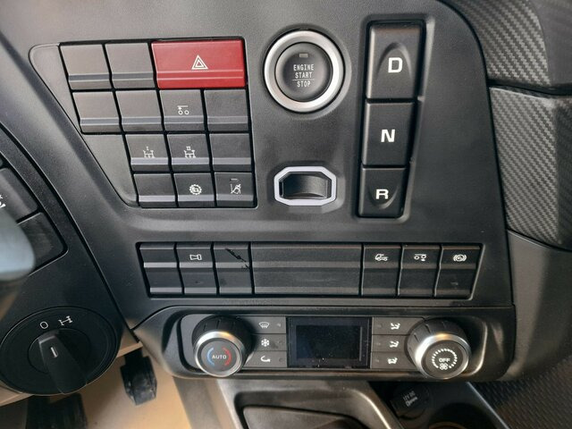 IVECO X-Way AT280X46Y/PS ON++LED+KRAN + KIPPMULDE... - Camion con gru, Autocarro con pianale/ Cassone fisso: foto 5 IVECO X-Way AT280X46Y/PS ON++LED+KRAN + KIPPMULDE... - Camion con gru, Autocarro con pianale/ Cassone fisso: foto 5