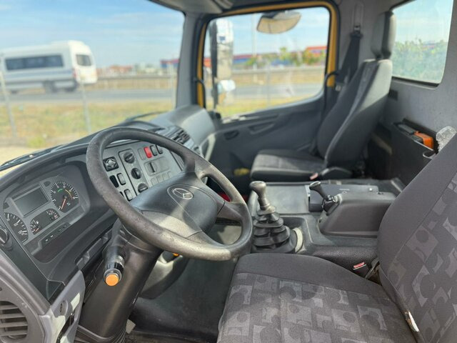MERCEDES-BENZ Atego 1022 L Pritsche / Klima / Tachograph... - Carro attrezzi: foto 2 MERCEDES-BENZ Atego 1022 L Pritsche / Klima / Tachograph... - Carro attrezzi: foto 2
