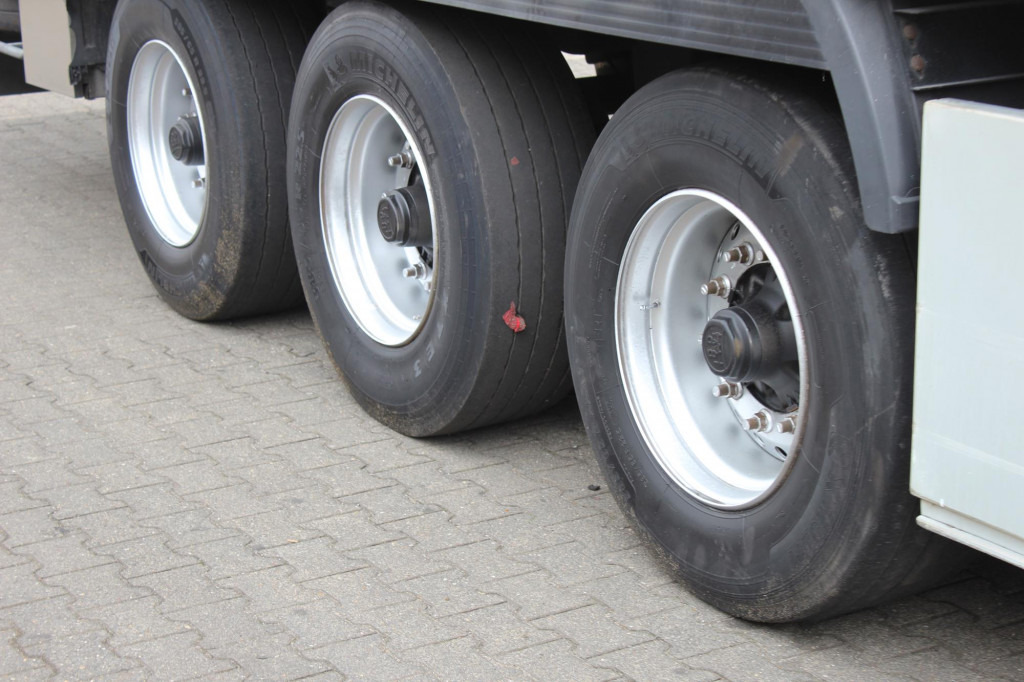 Chereau TK SLXi Spectrum Bi-Multi-Temp. TW FRC 26 - Semirimorchio frigorifero: foto 4 Chereau TK SLXi Spectrum Bi-Multi-Temp. TW FRC 26 - Semirimorchio frigorifero: foto 4