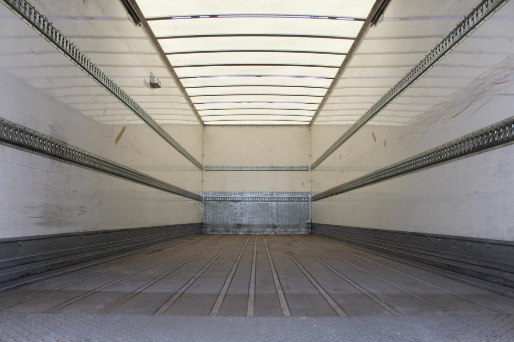 Daf CF 340 E6 Koffer 8,5m Klima LDW Rolltor LBW - Autocarro furgonato: foto 2 Daf CF 340 E6 Koffer 8,5m Klima LDW Rolltor LBW - Autocarro furgonato: foto 2