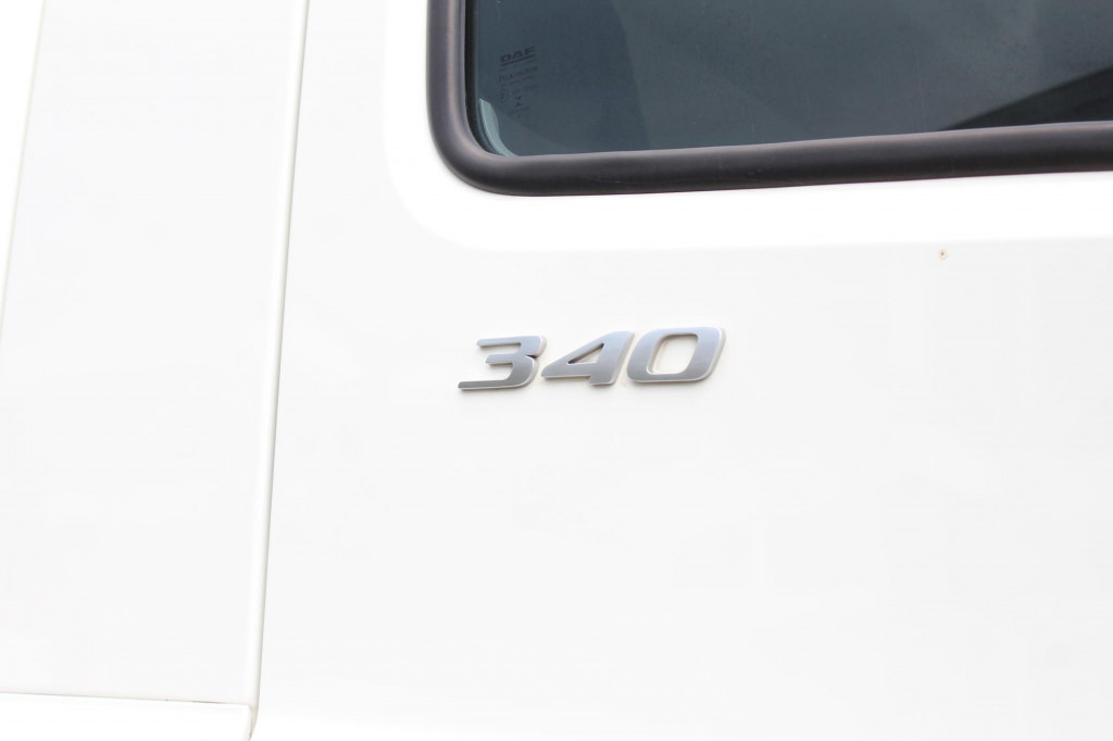 Daf CF 340 E6 Koffer 8,5m Klima LDW Rolltor LBW - Autocarro furgonato: foto 4 Daf CF 340 E6 Koffer 8,5m Klima LDW Rolltor LBW - Autocarro furgonato: foto 4