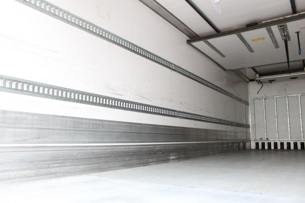 Daf LF  310 E6 CS 1050 MT Bi-Temp   LBW  Strom  FRC - Autocarro frigorifero: foto 3 Daf LF  310 E6 CS 1050 MT Bi-Temp   LBW  Strom  FRC - Autocarro frigorifero: foto 3