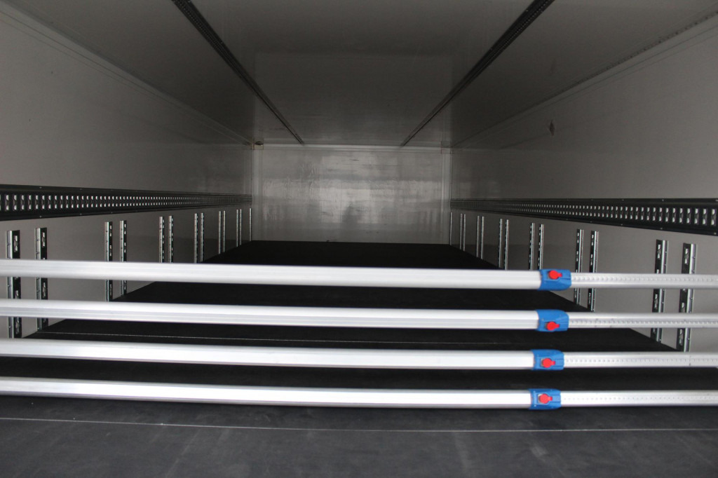 Mercedes-Benz Atego 1530 Koffer Doppelstock Schlafkab 99Tkm! - Furgone: foto 2 Mercedes-Benz Atego 1530 Koffer Doppelstock Schlafkab 99Tkm! - Furgone: foto 2