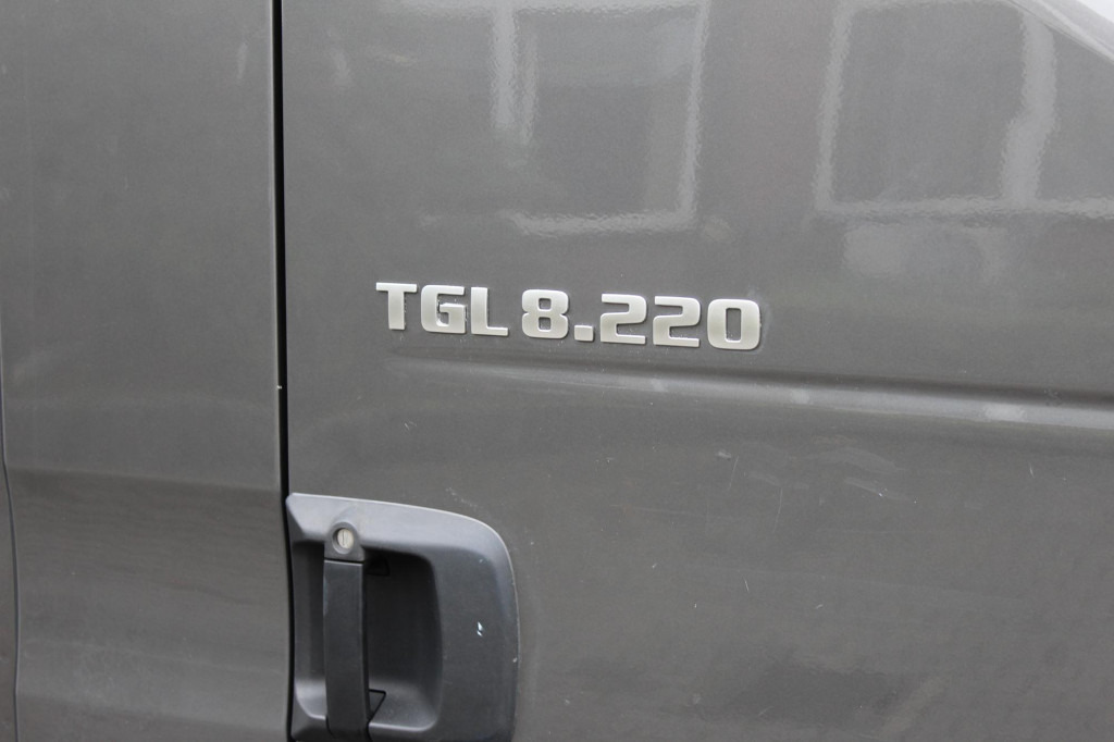 MAN TGL 8.220 Plane AHK 6,1 m Luft Klima - Camion centinato: foto 4 MAN TGL 8.220 Plane AHK 6,1 m Luft Klima - Camion centinato: foto 4
