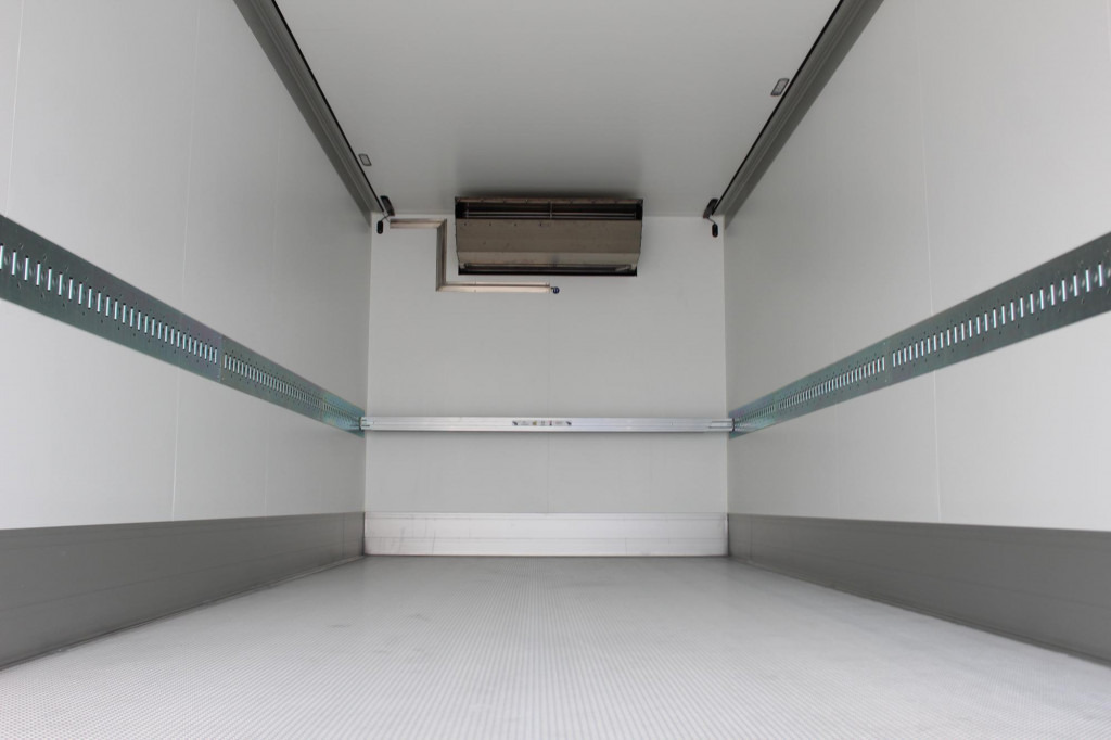 MAN TGM 18.290 E6 Thermo King T-1300X Tür+LBW AHK - Autocarro frigorifero: foto 3 MAN TGM 18.290 E6 Thermo King T-1300X Tür+LBW AHK - Autocarro frigorifero: foto 3