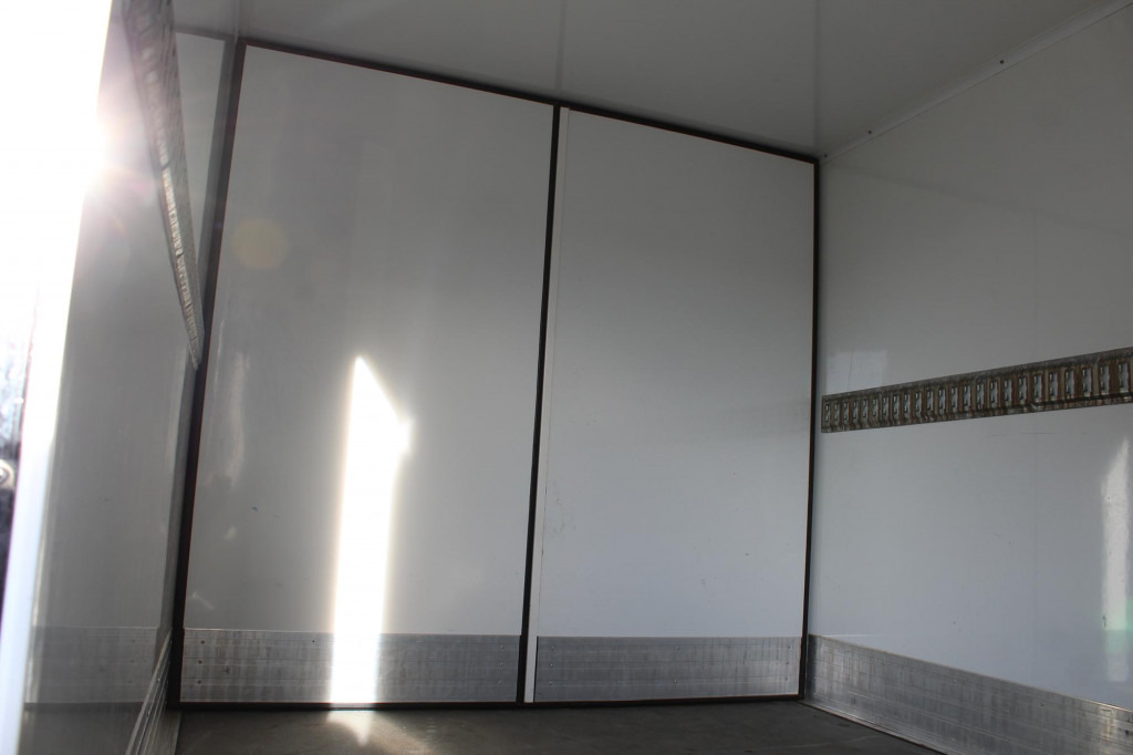 Mercedes-Benz Sprinter 316 CDI E6 TK V-300 MAX Kühlkoffer Strom - Furgone frigo: foto 5 Mercedes-Benz Sprinter 316 CDI E6 TK V-300 MAX Kühlkoffer Strom - Furgone frigo: foto 5