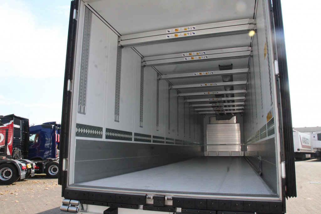 SCHMITZ Thermo King Advancer A400 DS Strom Blumen - Semirimorchio frigorifero: foto 2 SCHMITZ Thermo King Advancer A400 DS Strom Blumen - Semirimorchio frigorifero: foto 2