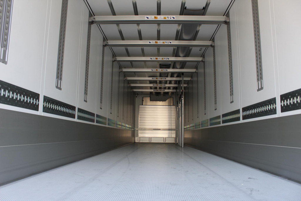 SCHMITZ Thermo King Advancer A400 DS Strom Blumen LBW - Semirimorchio frigorifero: foto 2 SCHMITZ Thermo King Advancer A400 DS Strom Blumen LBW - Semirimorchio frigorifero: foto 2