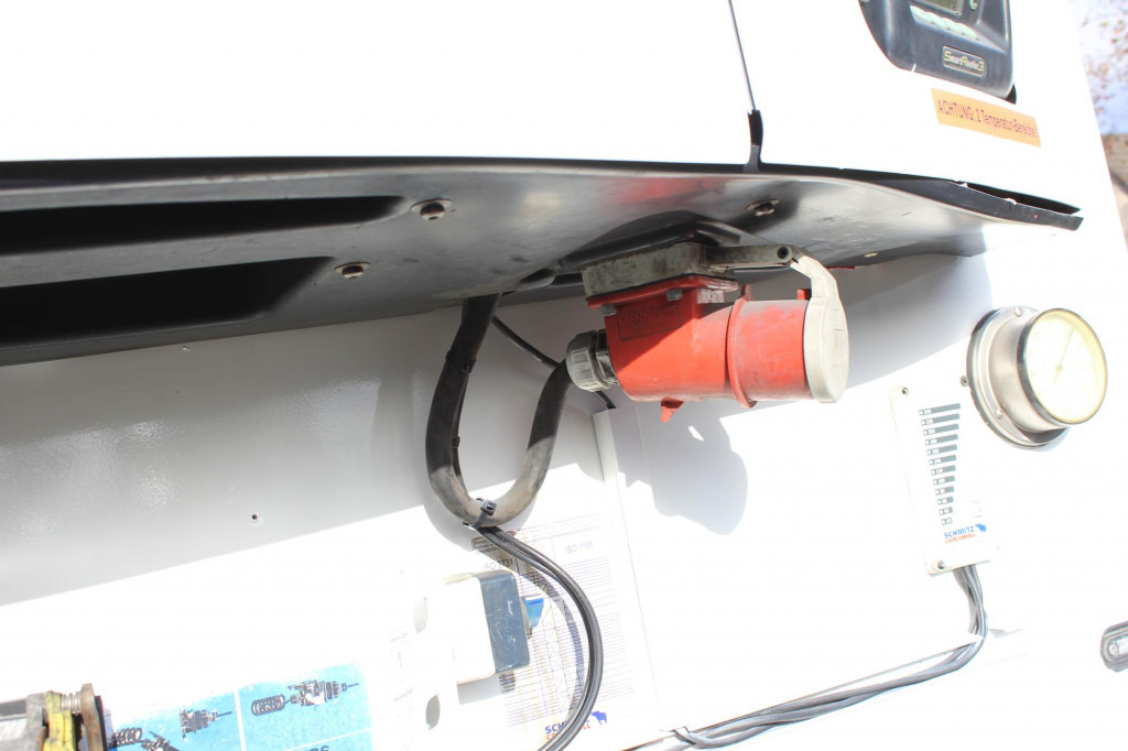 SCHMITZ Thermo King SLXi Spectrum Bi MultiTemp DS Strom - Semirimorchio frigorifero: foto 5 SCHMITZ Thermo King SLXi Spectrum Bi MultiTemp DS Strom - Semirimorchio frigorifero: foto 5