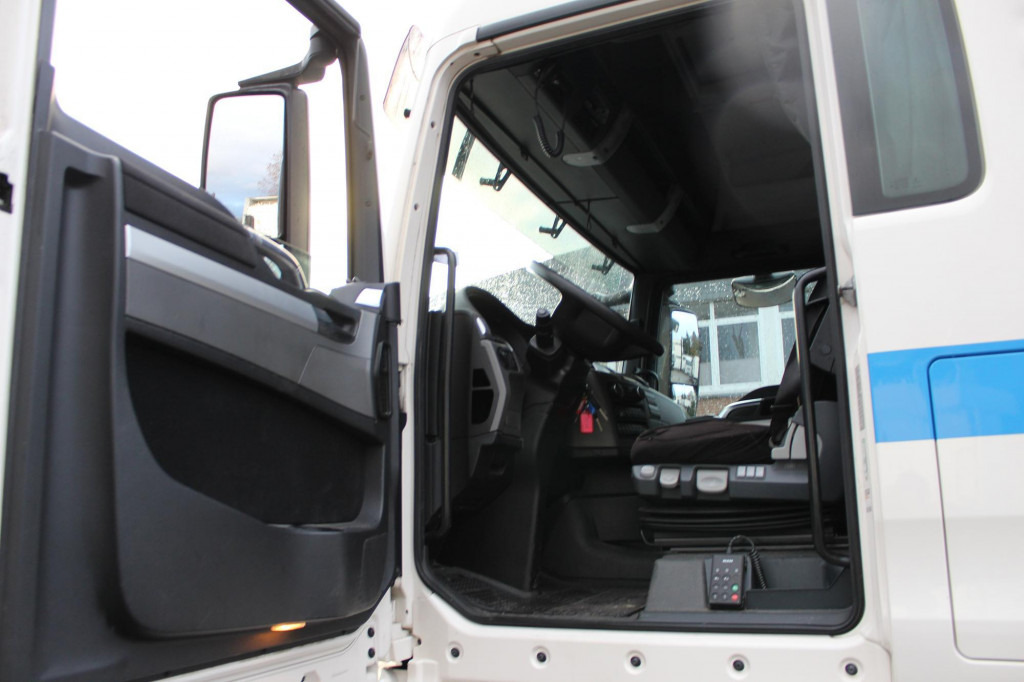 MAN TGX 18.480 E6 Retarder Kompressor Alufelgen Kühl - Trattore stradale: foto 3 MAN TGX 18.480 E6 Retarder Kompressor Alufelgen Kühl - Trattore stradale: foto 3