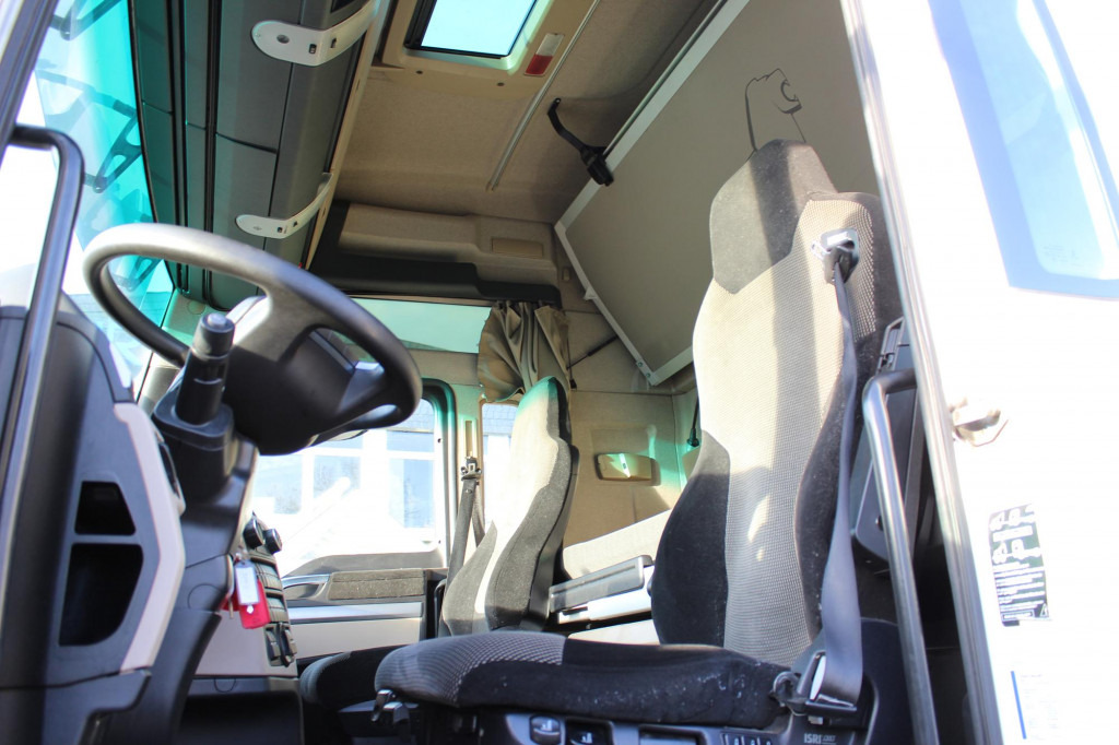MAN TGX 18.510 E6 XXL Retarder Kühlbox Navi VIN: LP - Trattore stradale: foto 4 MAN TGX 18.510 E6 XXL Retarder Kühlbox Navi VIN: LP - Trattore stradale: foto 4