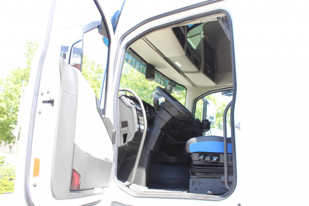 Volvo FH 500 Globe XL I-Park Cool Navi Miete-Rent! - Trattore stradale: foto 2 Volvo FH 500 Globe XL I-Park Cool Navi Miete-Rent! - Trattore stradale: foto 2