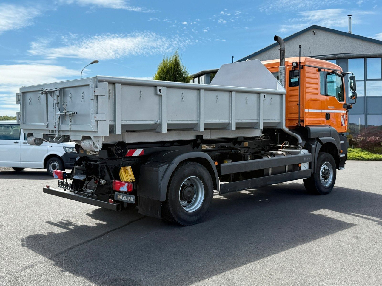 MAN TGA 18.350 4x4 Meiler Abroller RK 14.45 Winterd. - Autocarro scarrabile: foto 3 MAN TGA 18.350 4x4 Meiler Abroller RK 14.45 Winterd. - Autocarro scarrabile: foto 3