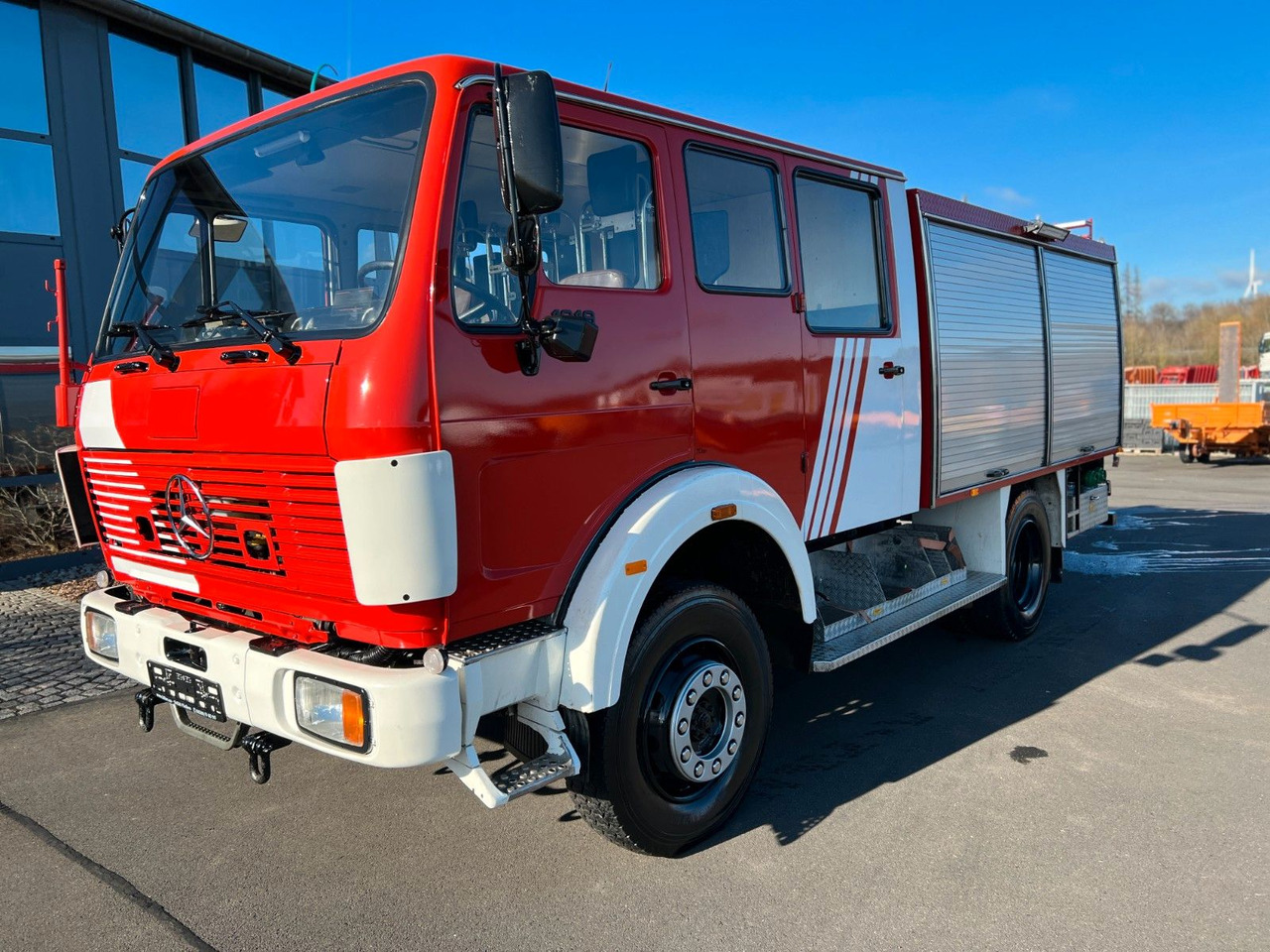 Mercedes-Benz 1019 4x4 Tanklöschfahrzeug Metz TLF 16 Mercedes-Benz 1019 4x4 Tanklöschfahrzeug Metz TLF 16 - Camion cisterna: foto 1 Mercedes-Benz 1019 4x4 Tanklöschfahrzeug Metz TLF 16 Mercedes-Benz 1019 4x4 Tanklöschfahrzeug Metz TLF 16 - Camion cisterna: foto 1