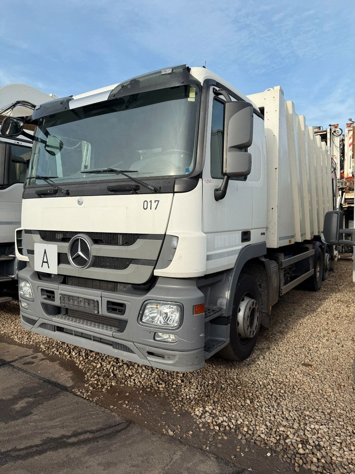 Mercedes-Benz Actros 2532 6x2 MP3 Faun Power Press 524 - Camion immondizia: foto 1 Mercedes-Benz Actros 2532 6x2 MP3 Faun Power Press 524 - Camion immondizia: foto 1