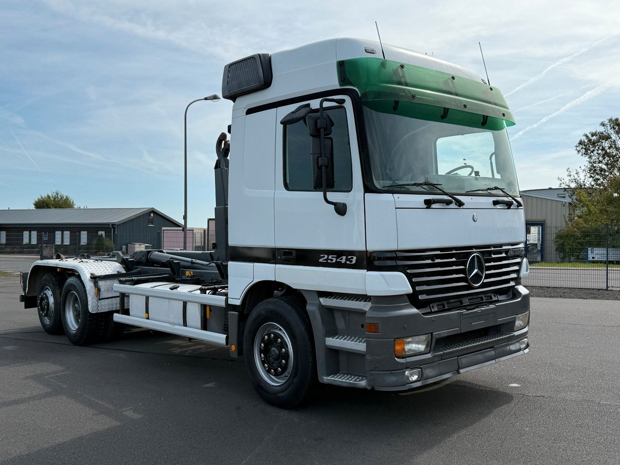 Mercedes-Benz Actros 2543 6x2 Klima + Kupplung - Autocarro scarrabile: foto 4 Mercedes-Benz Actros 2543 6x2 Klima + Kupplung - Autocarro scarrabile: foto 4
