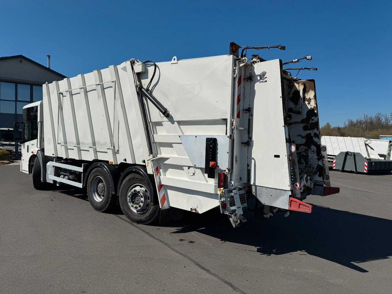 Mercedes-Benz Econic 2633 6x2 Faun Variopress 522 + Zoeller - Camion immondizia: foto 4 Mercedes-Benz Econic 2633 6x2 Faun Variopress 522 + Zoeller - Camion immondizia: foto 4