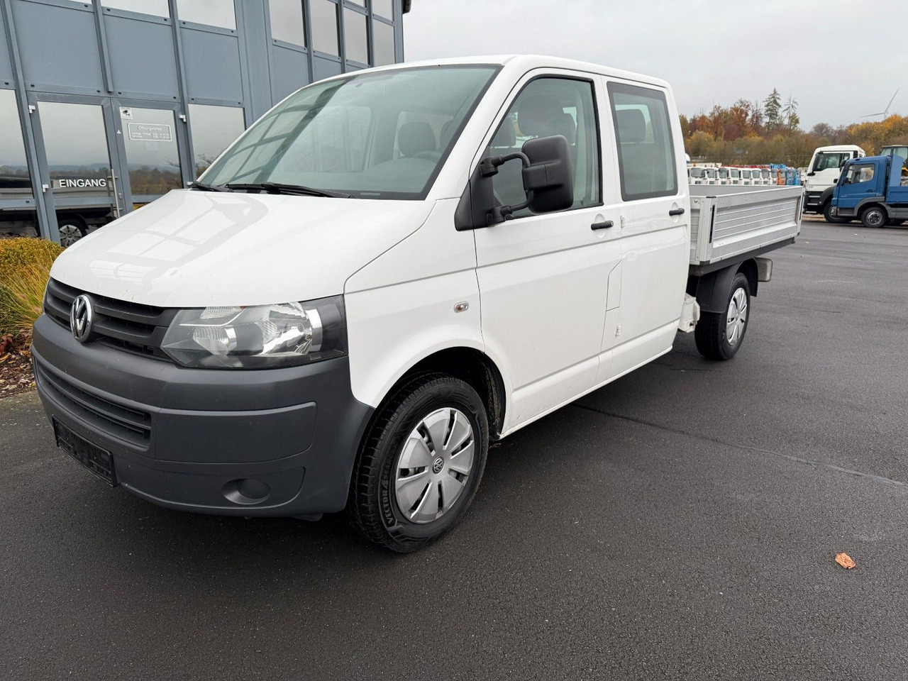 Volkswagen VW T 5 2,0 TDI Doka AHK Klima 114 PS - Furgone con cassone fisso, Furgone doppia cabina: foto 3 Volkswagen VW T 5 2,0 TDI Doka AHK Klima 114 PS - Furgone con cassone fisso, Furgone doppia cabina: foto 3