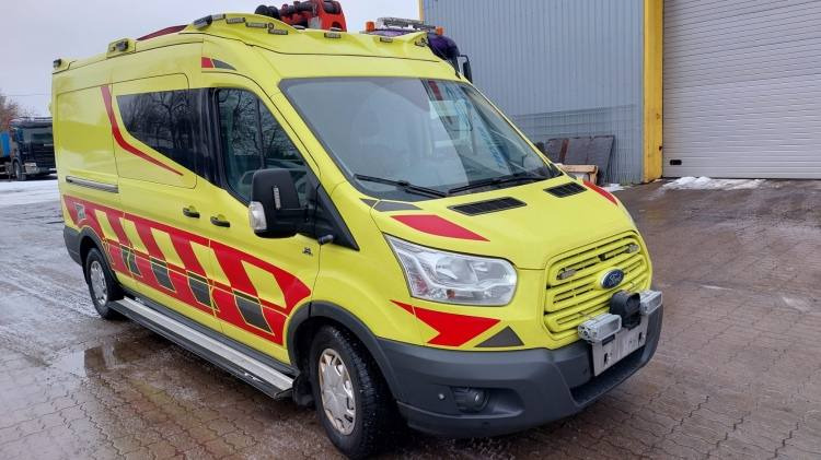 FORD TRANSIT 2,0TDI AMBULANCE KLIMA 1.2018 EURO 6, 3 UNITS - Ambulanza: foto 1 FORD TRANSIT 2,0TDI AMBULANCE KLIMA 1.2018 EURO 6, 3 UNITS - Ambulanza: foto 1