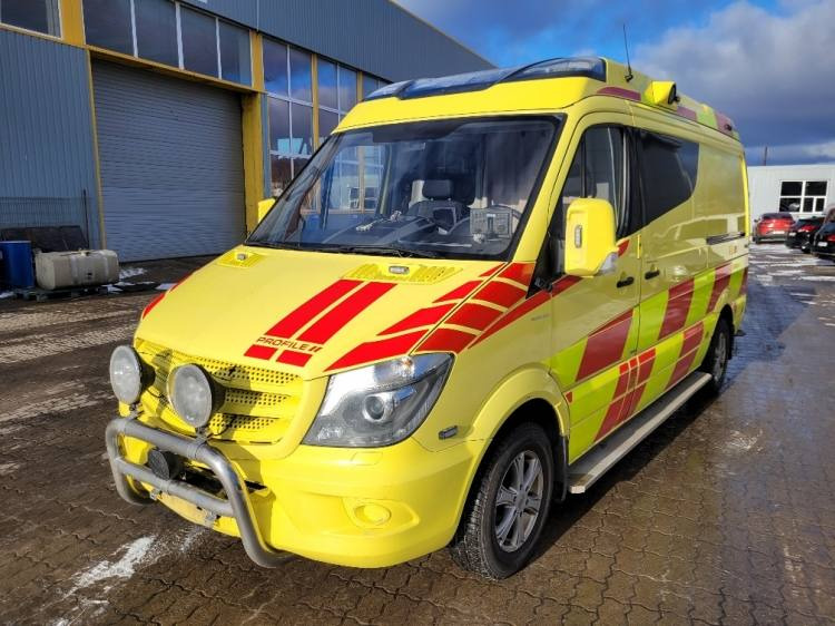 MERCEDES – BENZ SPRINTER 3.0D AMBULANCE (PROFILE) KLIMA 2.2016 EURO 6 - Ambulanza: foto 2 MERCEDES – BENZ SPRINTER 3.0D AMBULANCE (PROFILE) KLIMA 2.2016 EURO 6 - Ambulanza: foto 2