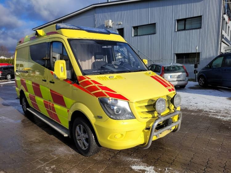 MERCEDES – BENZ SPRINTER 3.0D AMBULANCE (PROFILE) KLIMA 2.2016 EURO 6 - Ambulanza: foto 1 MERCEDES – BENZ SPRINTER 3.0D AMBULANCE (PROFILE) KLIMA 2.2016 EURO 6 - Ambulanza: foto 1