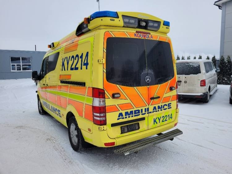 MERCEDES – BENZ SPRINTER 3.0D AMBULANCE (TAMLANS) KLIMA, 11.2016, EURO 6 - Ambulanza: foto 5 MERCEDES – BENZ SPRINTER 3.0D AMBULANCE (TAMLANS) KLIMA, 11.2016, EURO 6 - Ambulanza: foto 5