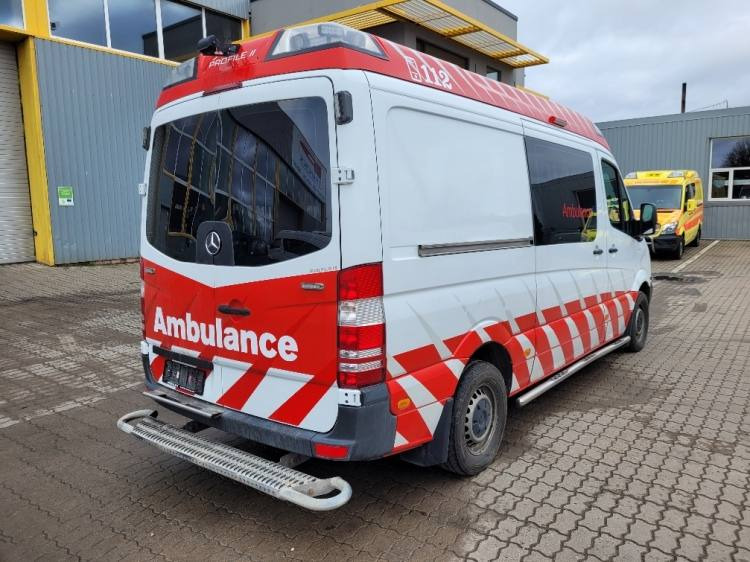 MERCEDES – BENZ SPRINTER 319 AMBULANCE (PROFILE) KLIMA, 6.2017, EURO 6 - Ambulanza: foto 4 MERCEDES – BENZ SPRINTER 319 AMBULANCE (PROFILE) KLIMA, 6.2017, EURO 6 - Ambulanza: foto 4