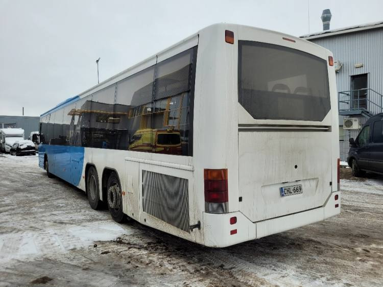 VOLVO B12BLE 8700 KLIMA, 8.2010, EURO 5, RAMP, 58 seats, 14,7m - Autobus extraurbano: foto 3 VOLVO B12BLE 8700 KLIMA, 8.2010, EURO 5, RAMP, 58 seats, 14,7m - Autobus extraurbano: foto 3