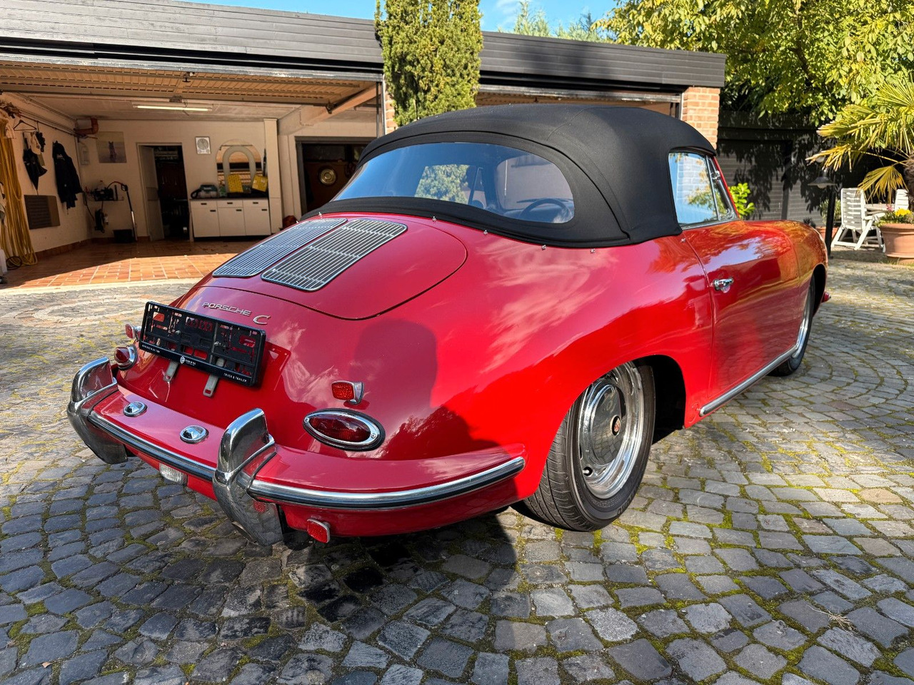 Porsche 356 C / 1600 C Reutter Cabrio Porsche 356 C / 1600 C Reutter Cabrio - Autovettura: foto 3 Porsche 356 C / 1600 C Reutter Cabrio Porsche 356 C / 1600 C Reutter Cabrio - Autovettura: foto 3