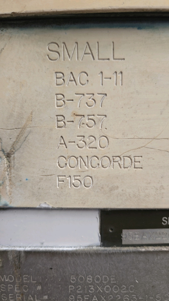 Trielectron Air conditioning ACU-5080DE - Attrezzature aeroportuali: foto 4 Trielectron Air conditioning ACU-5080DE - Attrezzature aeroportuali: foto 4