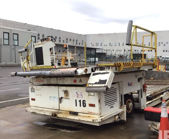 FMC loader Commander 15 Universal Main Deck - Cargo loader: foto 1 FMC loader Commander 15 Universal Main Deck - Cargo loader: foto 1