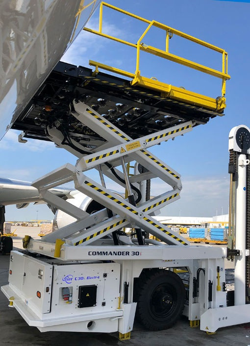 OSH KOSH JBT Commander 30i - Cargo loader: foto 2 OSH KOSH JBT Commander 30i - Cargo loader: foto 2