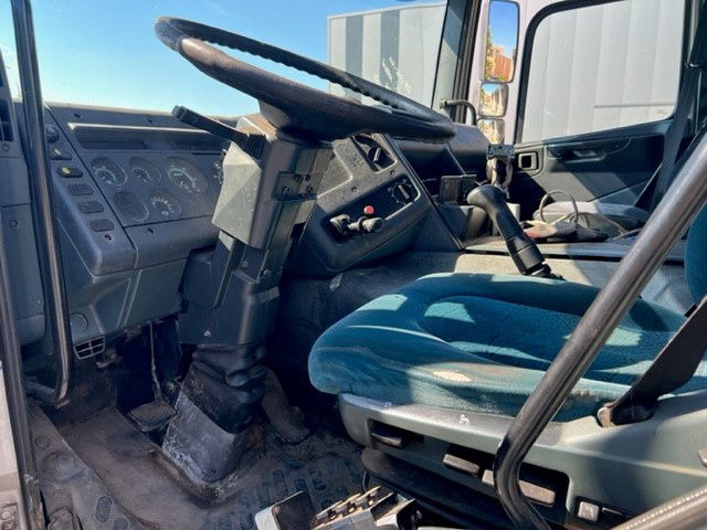 DAF 65.210 FA65.210 - Autocarro portacontainer/ Caisse interchangeable: foto 4 DAF 65.210 FA65.210 - Autocarro portacontainer/ Caisse interchangeable: foto 4