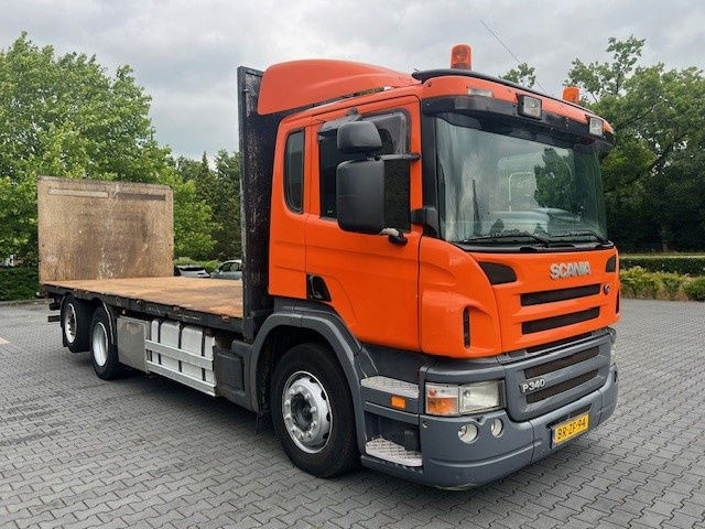 Scania P340 6x2 - Autocarro con pianale/ Cassone fisso: foto 2 Scania P340 6x2 - Autocarro con pianale/ Cassone fisso: foto 2