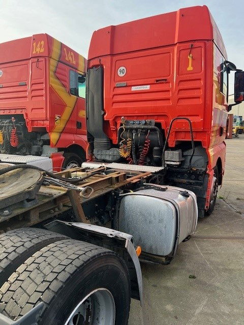 MAN TGX 18.440 .440 Euro5 - Trattore stradale: foto 3 MAN TGX 18.440 .440 Euro5 - Trattore stradale: foto 3