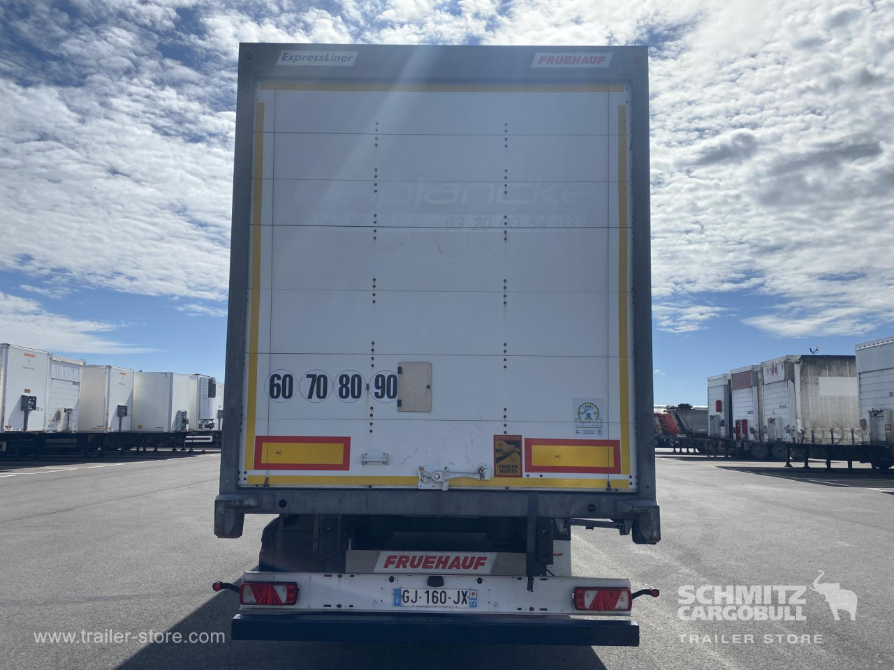 FRUEHAUF Dryfreight Standard Roller shutter door - Semirimorchio furgonato: foto 2 FRUEHAUF Dryfreight Standard Roller shutter door - Semirimorchio furgonato: foto 2