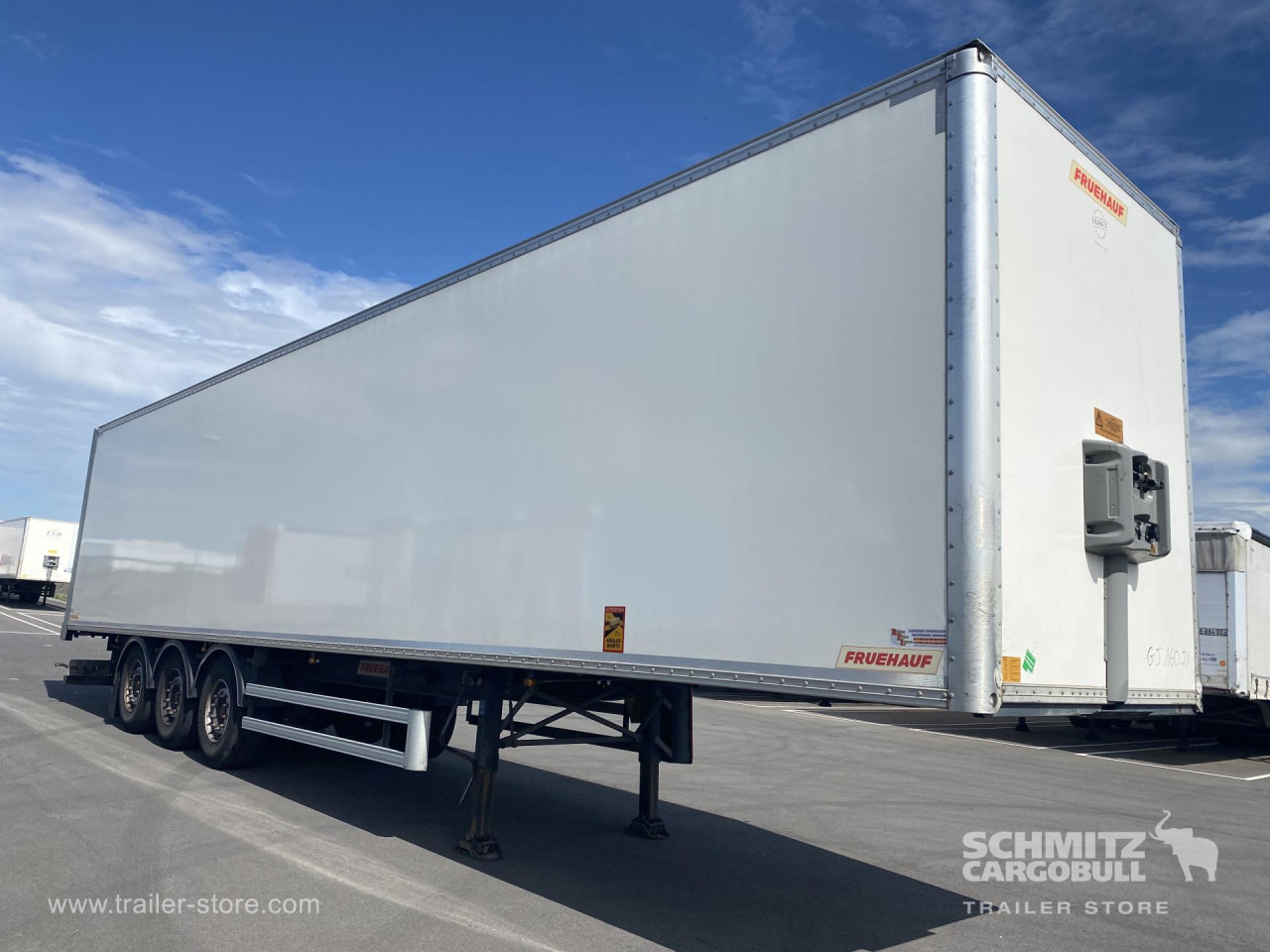 FRUEHAUF Dryfreight Standard Roller shutter door - Semirimorchio furgonato: foto 1 FRUEHAUF Dryfreight Standard Roller shutter door - Semirimorchio furgonato: foto 1