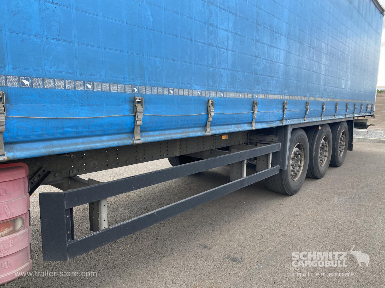 SCHMITZ Curtainsider Standard - Semirimorchio centinato: foto 2 SCHMITZ Curtainsider Standard - Semirimorchio centinato: foto 2