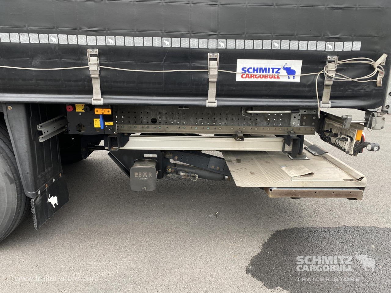 SCHMITZ Curtainsider Standard - Semirimorchio centinato: foto 3 SCHMITZ Curtainsider Standard - Semirimorchio centinato: foto 3